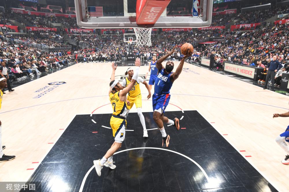 激烈竞争中 激烈竞争中